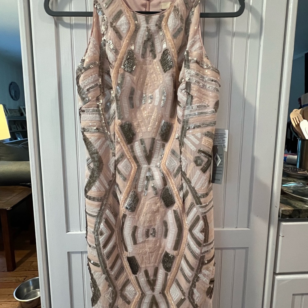 NWT Aidan Mattox Peach/Nude and Silver Geometric Mini Dress